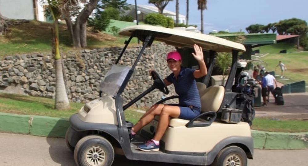 Sono donna e gioco a golf: in campo trattatemi da uomo