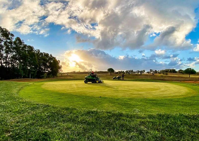 Riva Toscana Golf Course green view