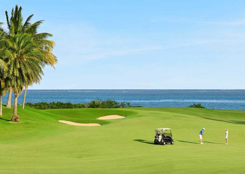 Anahita Golf Club vista Green e Mare