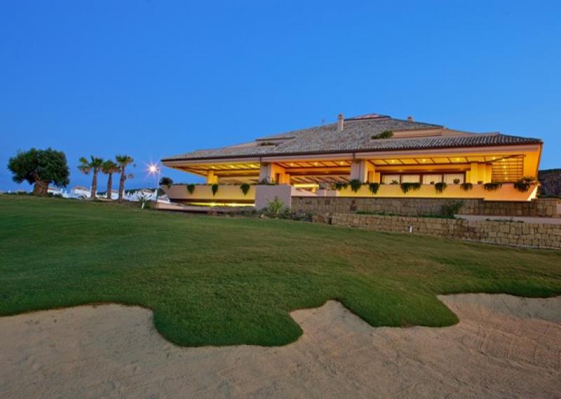 Valle Romano Golf Course Clubhouse