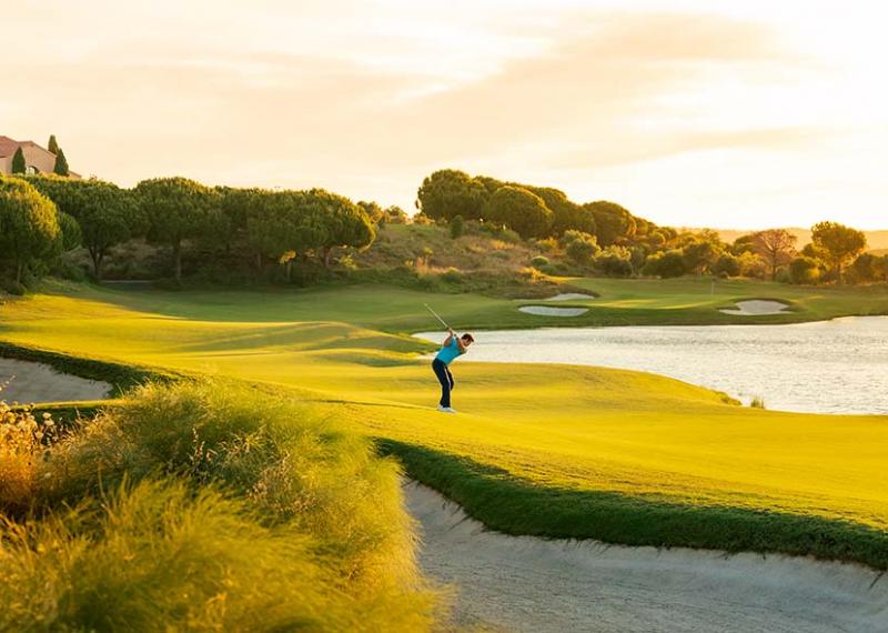 Monte Rei fairway and bunkers view