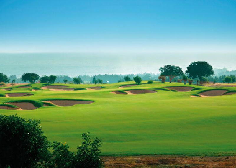 Eléa Golf Club vista fairway e bunkers