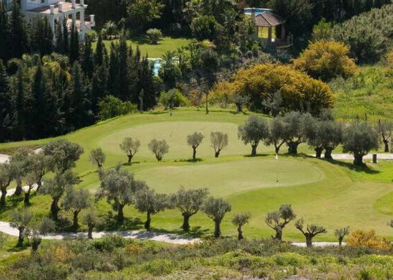 Villa Padierna course and green aerial view 