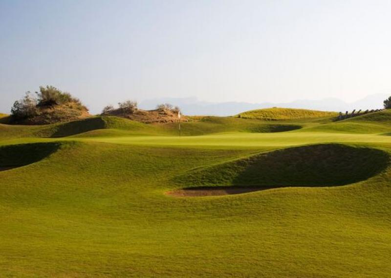 Lykia links fairway with bunkers