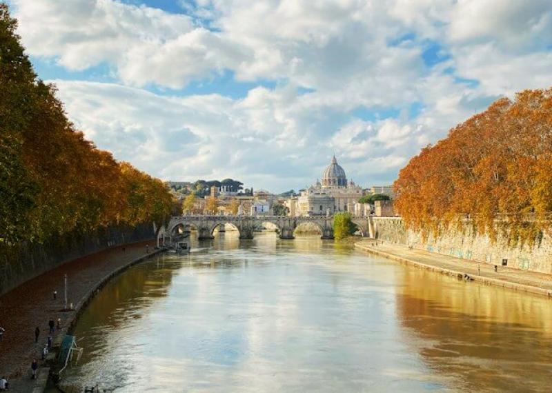 Rome view from Tiber