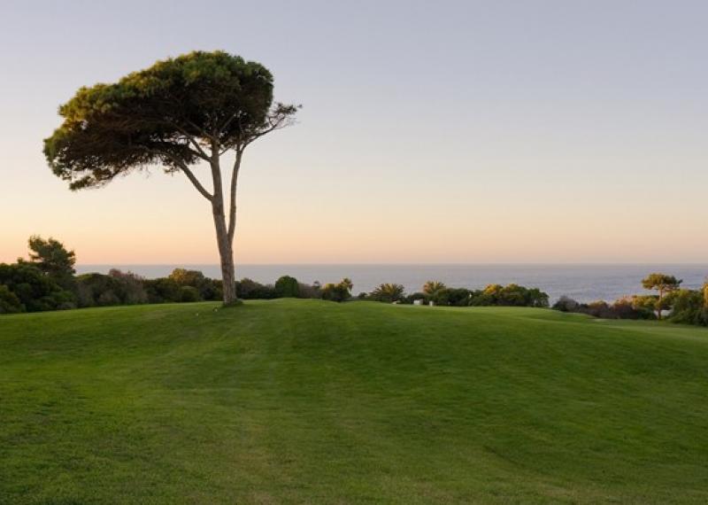 Quinta da Marinha buca 3 vista green e mare all'orizzonte