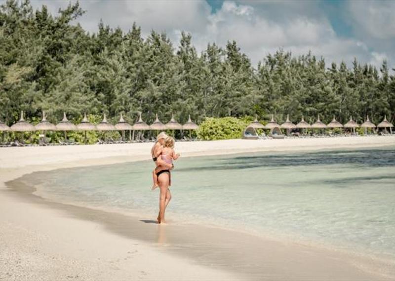 Spiaggia dell'Anahita resort con mare turchese
