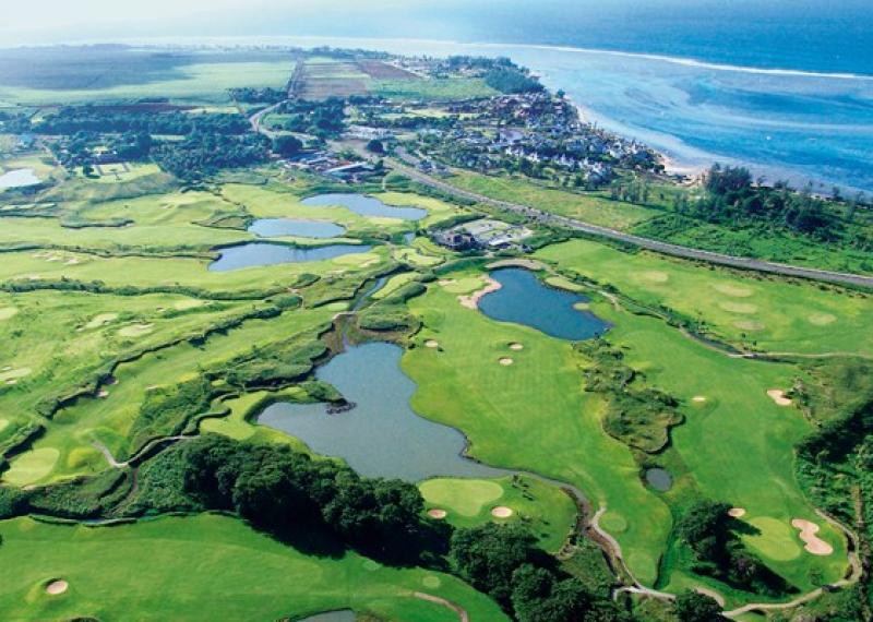 Heritage resort visti dall'alto con campo da golf