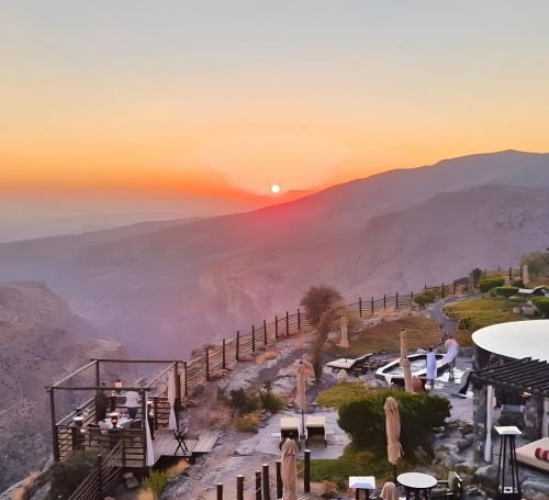 Alila Jabal Akhdar: Un rifugio di lusso tra le montagne dell’Oman