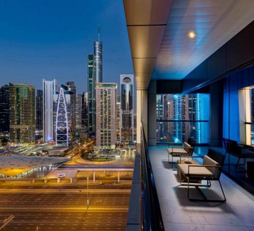 Dubai Golf Tourism Experience 