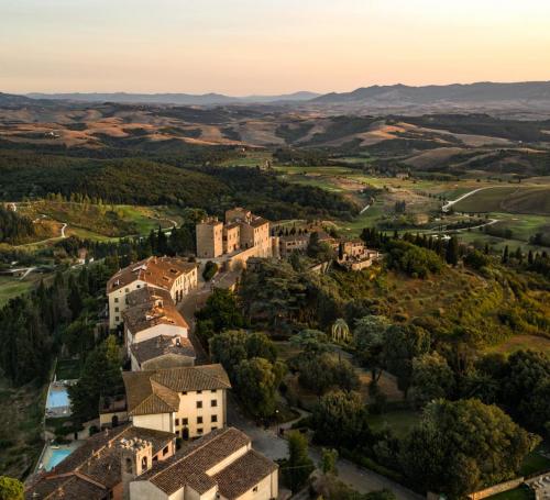 Castelfalfi aerial view