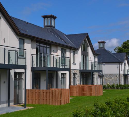 Killeen Castle Lodges vista esterno e facciata
